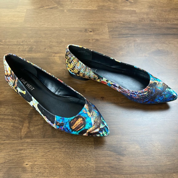 COPY - Nine West Pointed Toe Flats - Picture 2 of 5